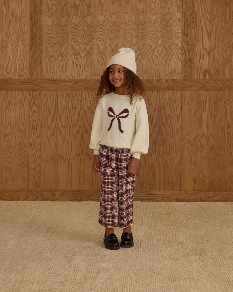 Kids Cream sweater with burgundy bow on front
