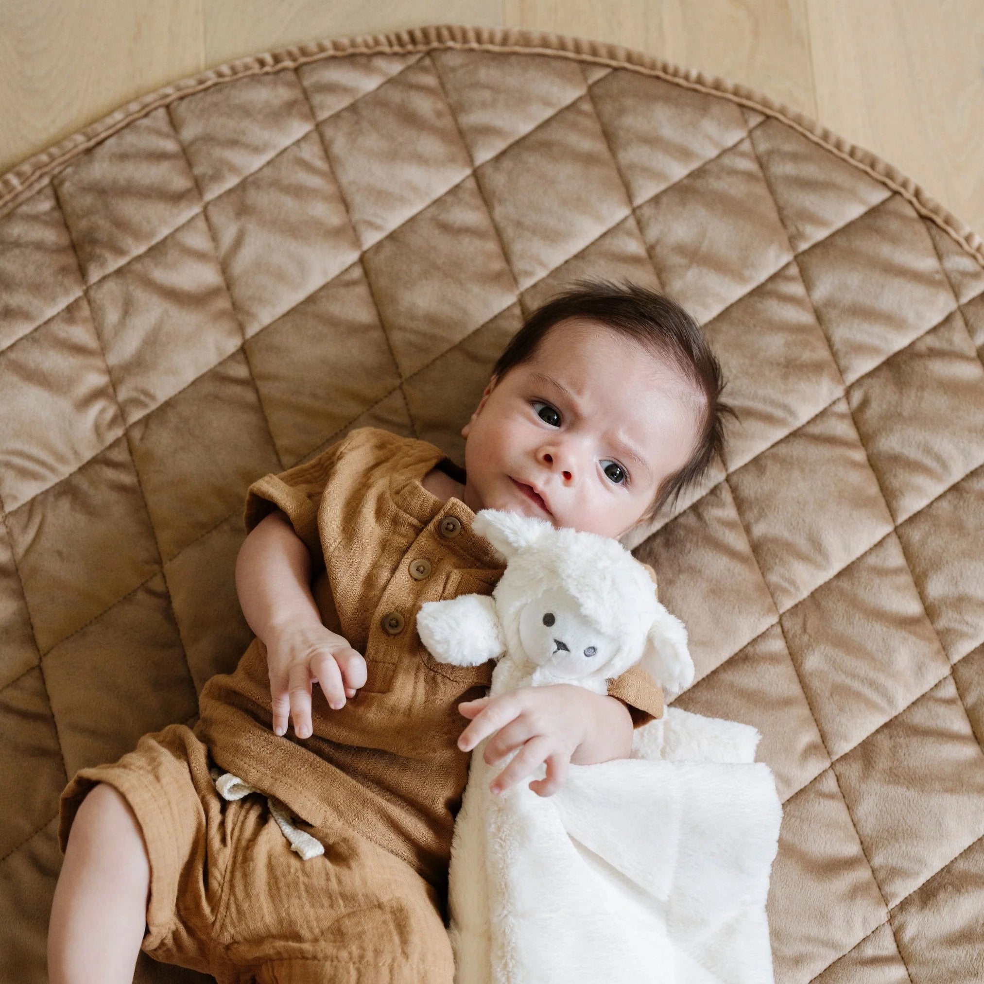hazelnut play mat