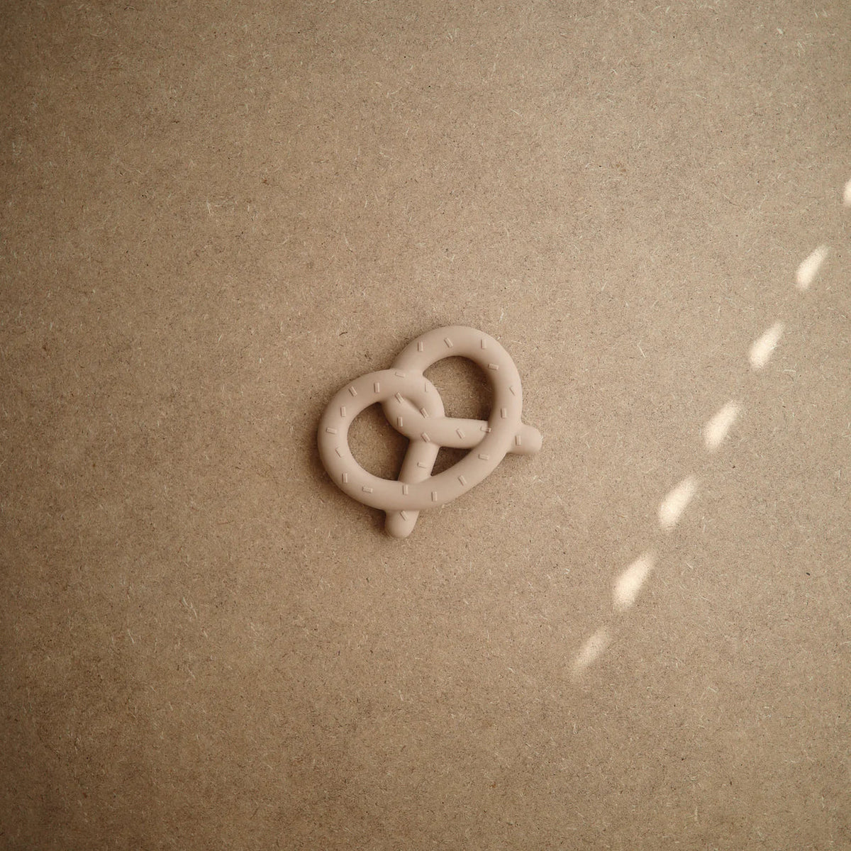 Pretzel Teether Teething Mushie