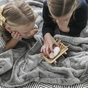 Snow Fox Grand Faux Fur Throw Blanket - Extra Large Blankets Saranoni