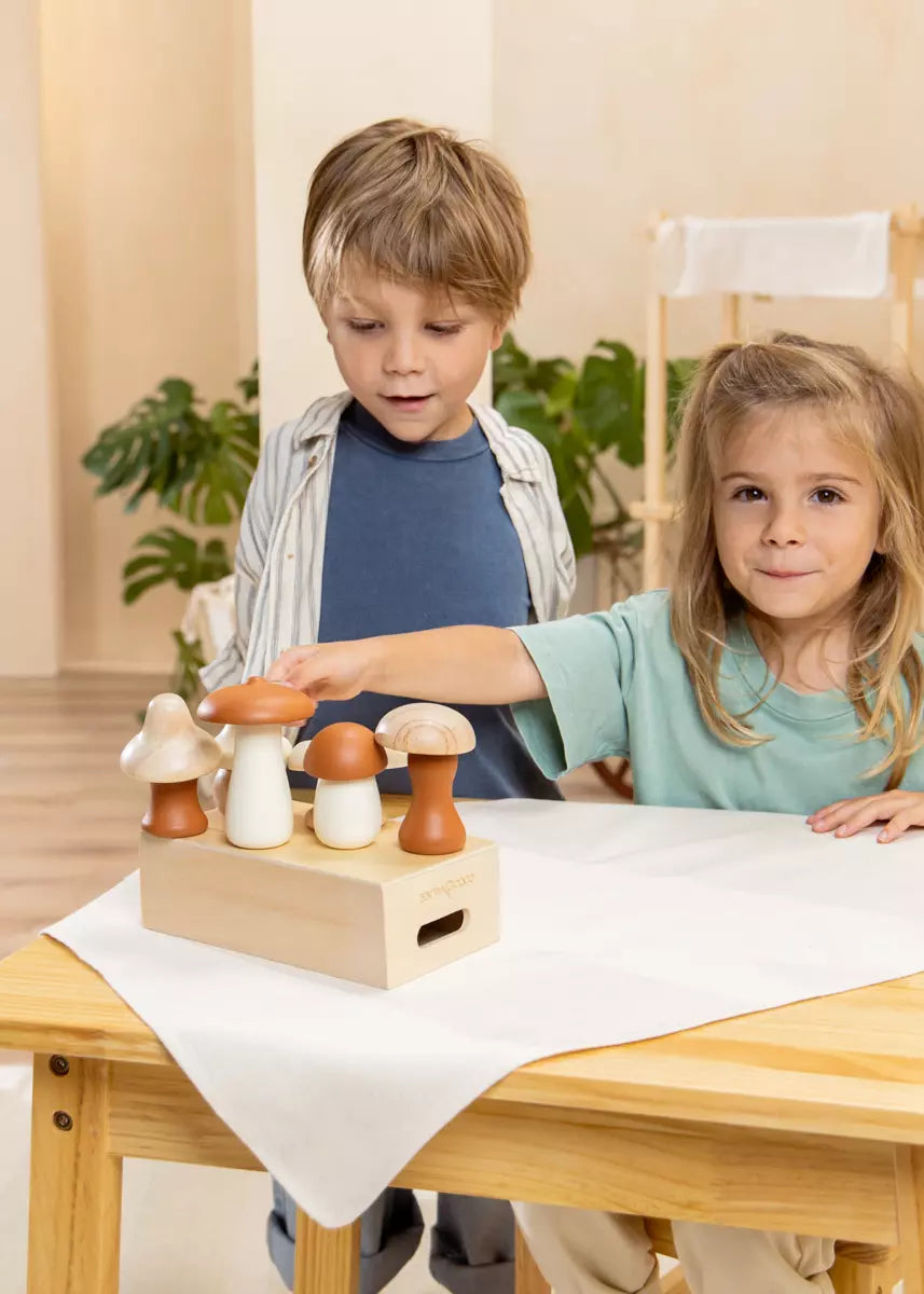 Children's red and white mushroom play set