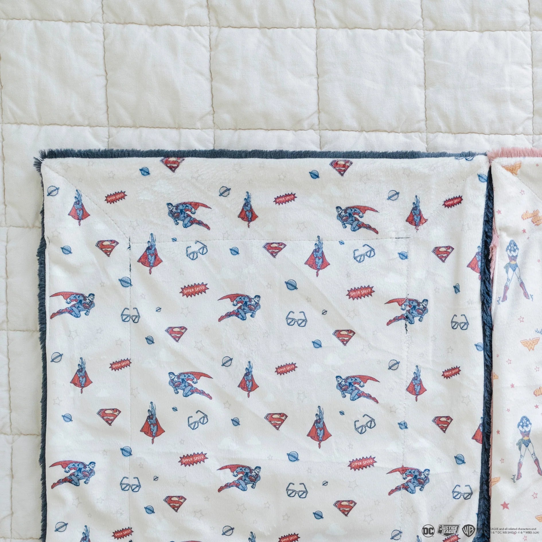 Saranoni Superman receiving blanket