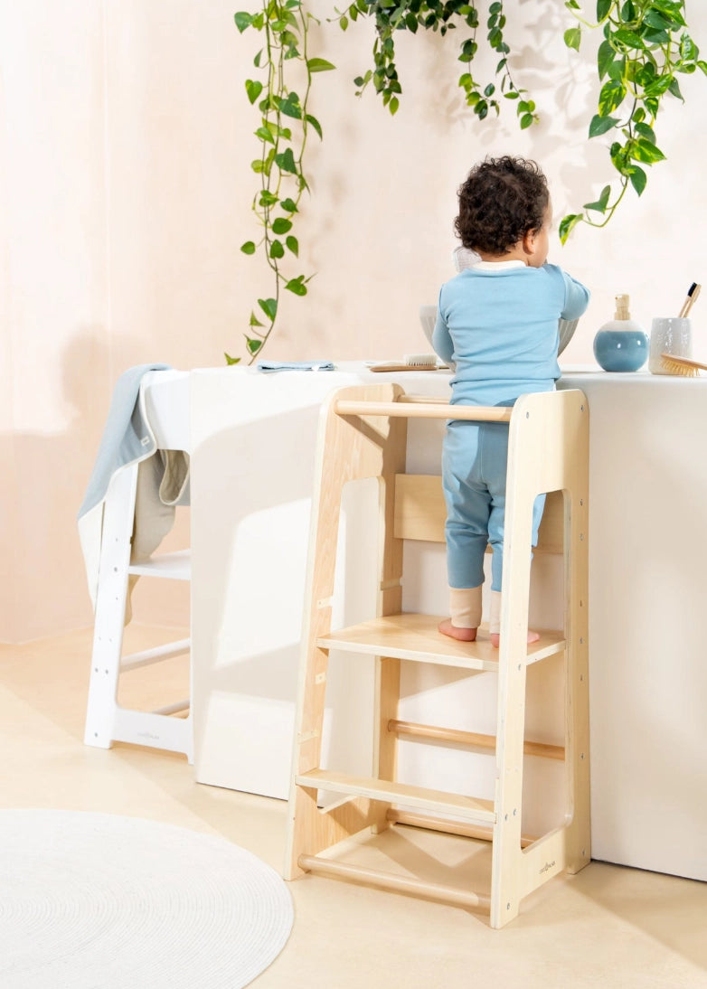 Wooden Standing Stool with Safety Bar 