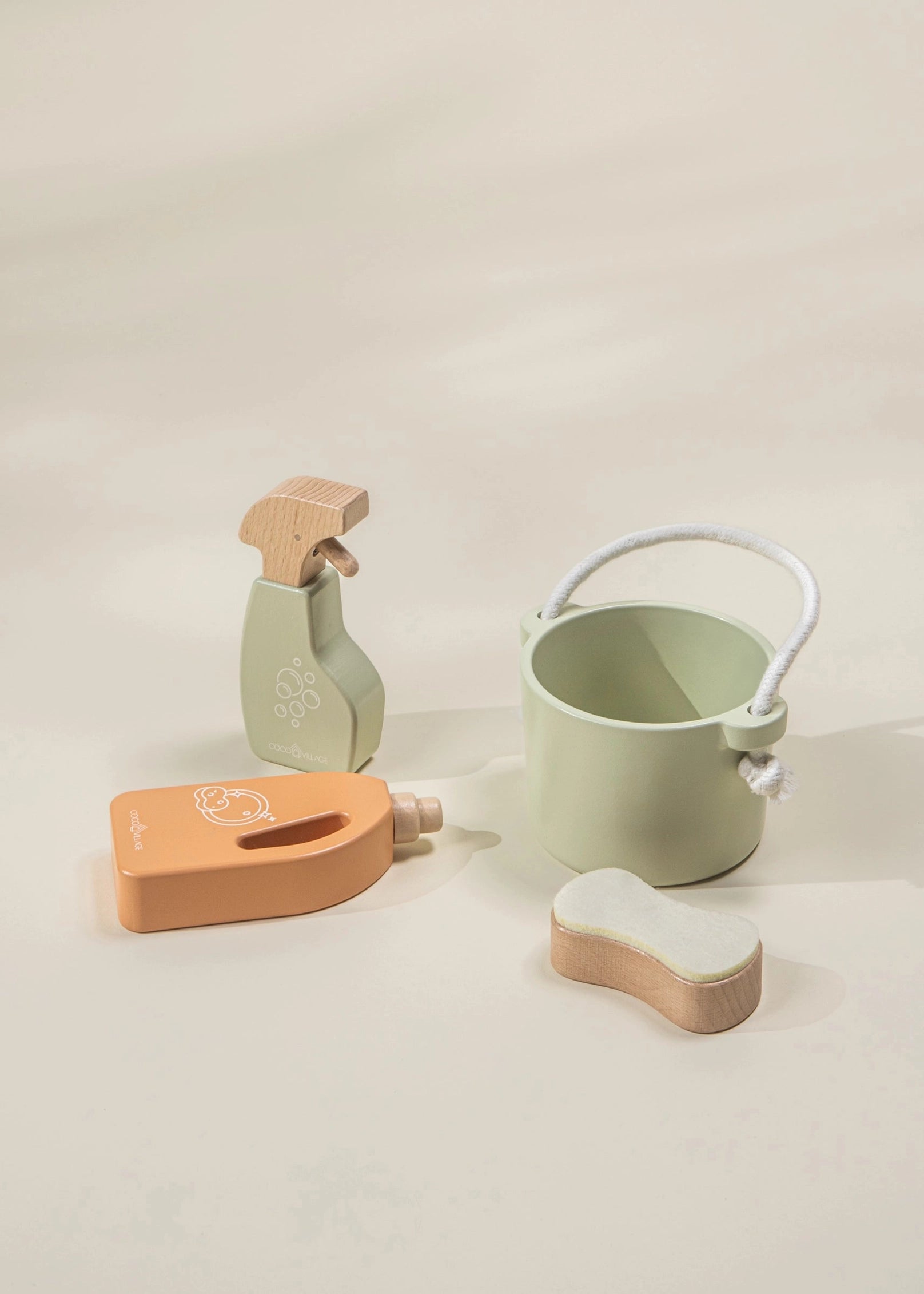 Wooden Toy Soap and Bucket Cleaner 