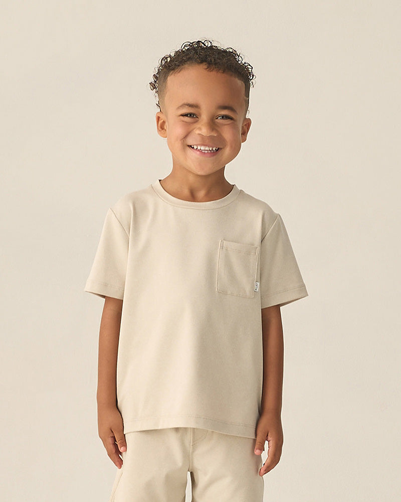 Cove Essential Pocket Tee - Heathered Pebble – Bumps N Bundles