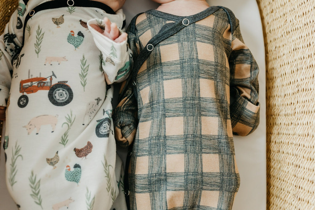 Newborn Knotted Gown - Jo