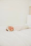 Load image into Gallery viewer, Knit Swaddle Blanket - Hunnie
