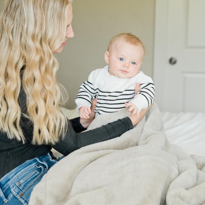 Fawn Grand Faux Fur Blanket - Receiving