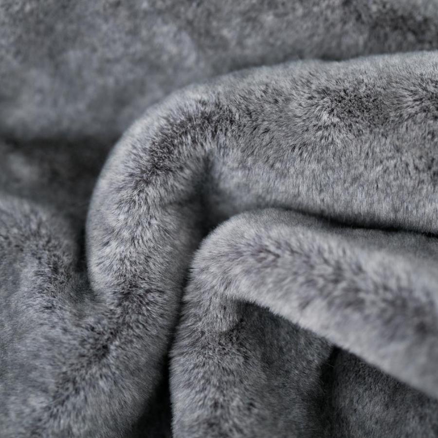 Chinchilla Grand Faux Fur Blanket - Throw Blanket Blankets Saranoni 