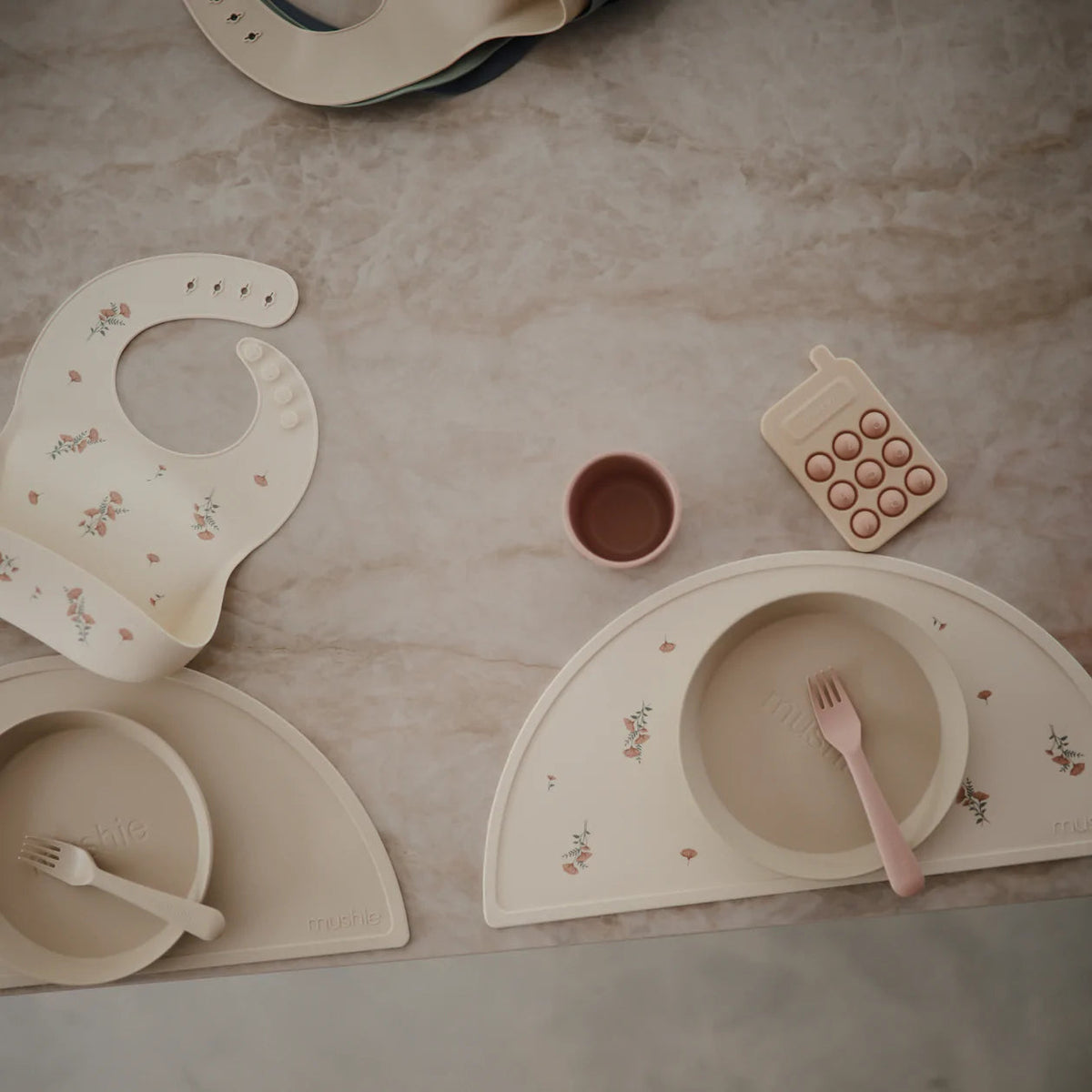 Silicone Bib - Pink Flowers Baby Essentials Mushie 